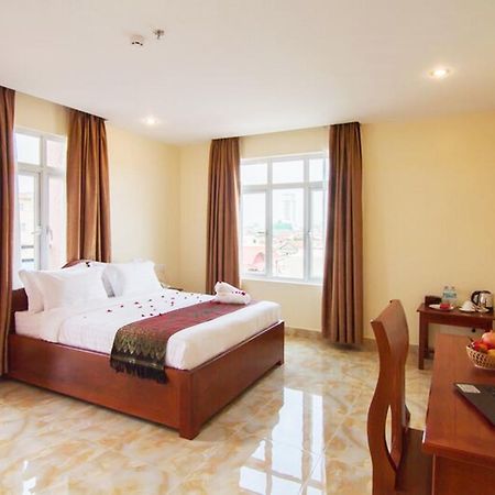 Samnang Laor Phnom Penh Hotel Luaran gambar