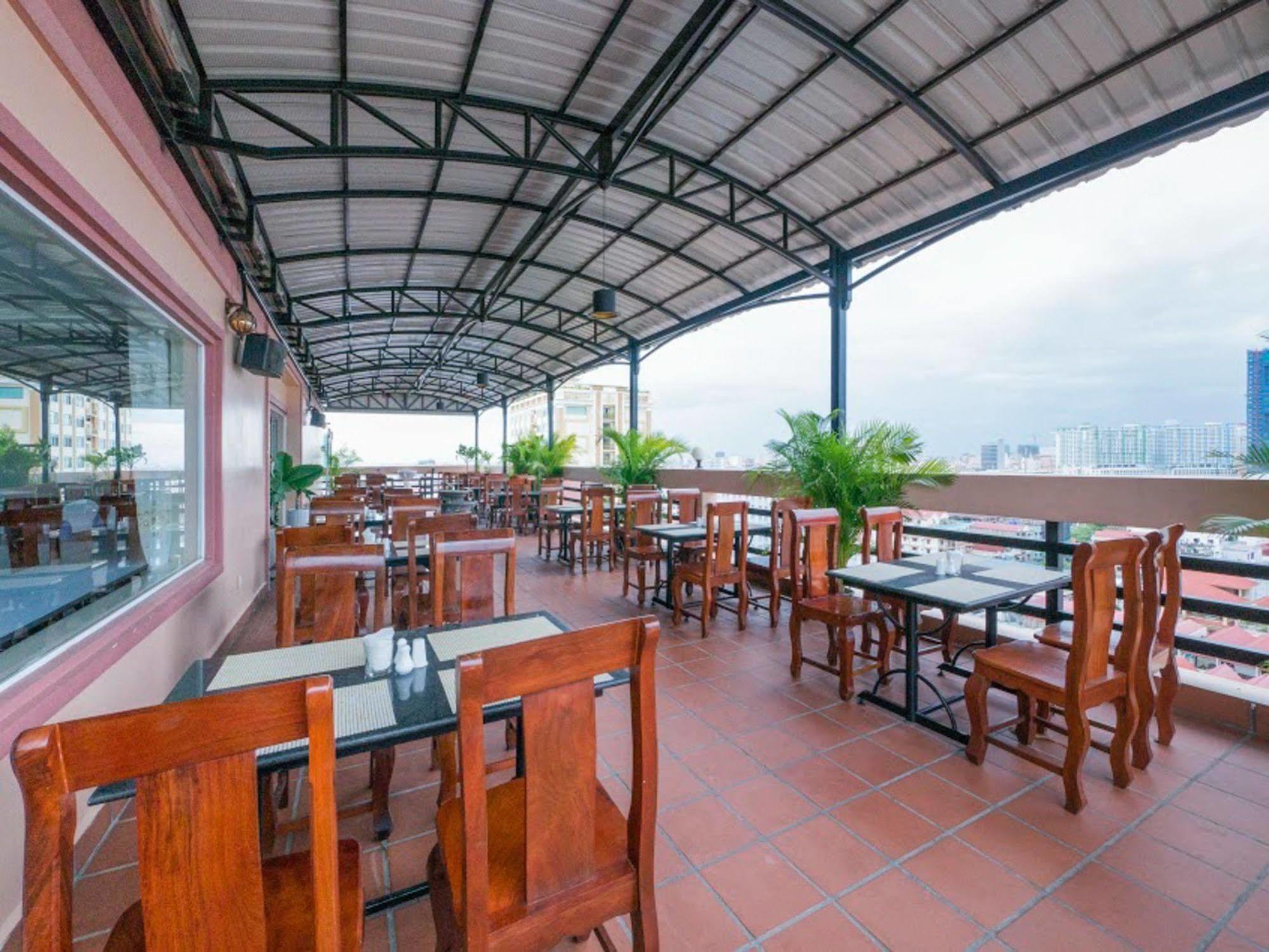 Samnang Laor Phnom Penh Hotel Luaran gambar