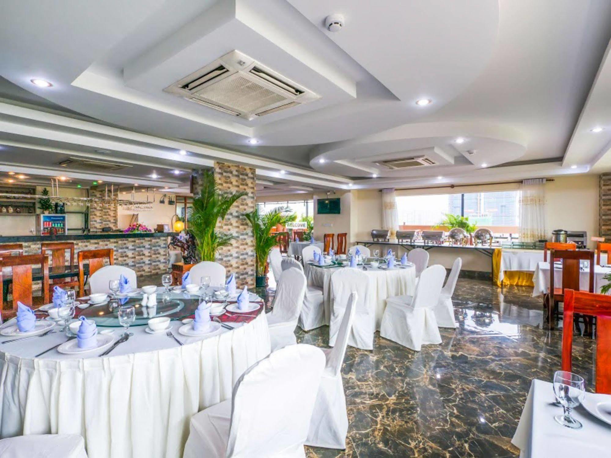 Samnang Laor Phnom Penh Hotel Luaran gambar