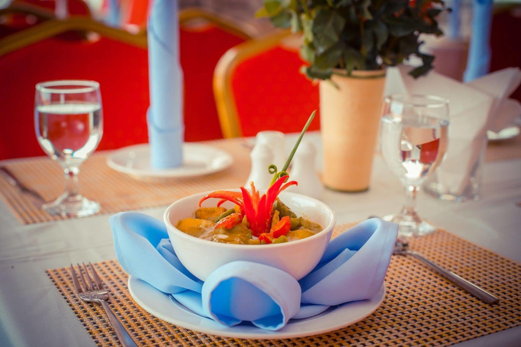 Samnang Laor Phnom Penh Hotel Luaran gambar