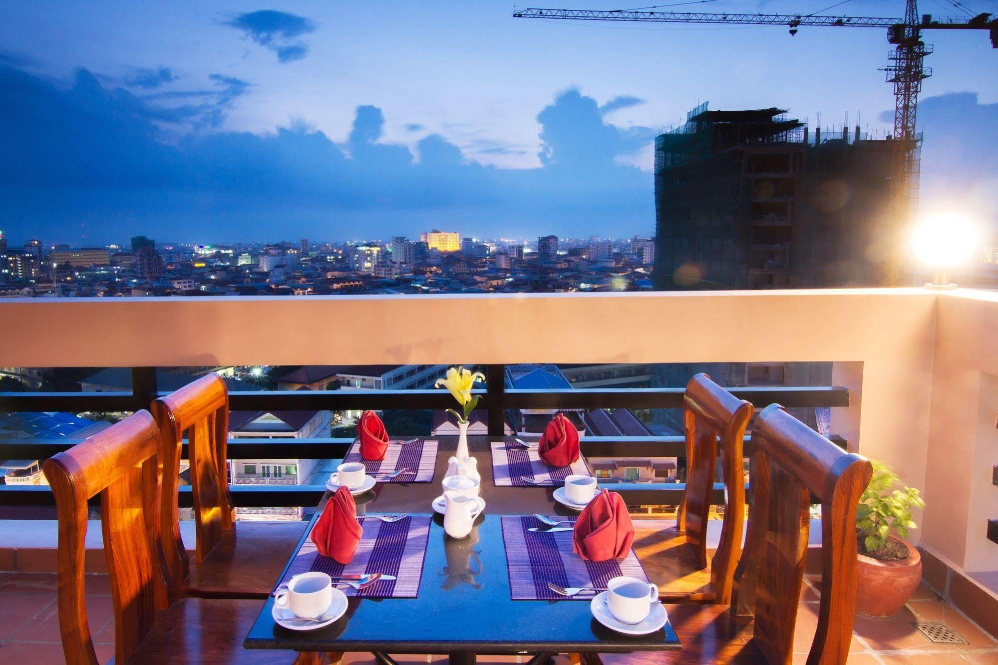 Samnang Laor Phnom Penh Hotel Luaran gambar